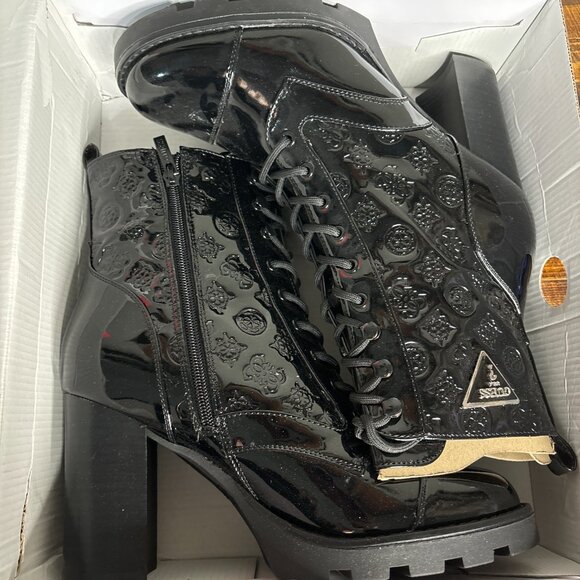 Guess Neadyn3 Ankle Bootie Women 11M Black Patent Leather Logo Block Heel Modern - Picture 3 of 4